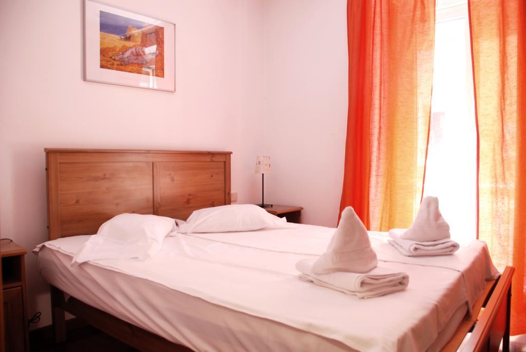 Apartment Prado Madrid I Exteriör bild