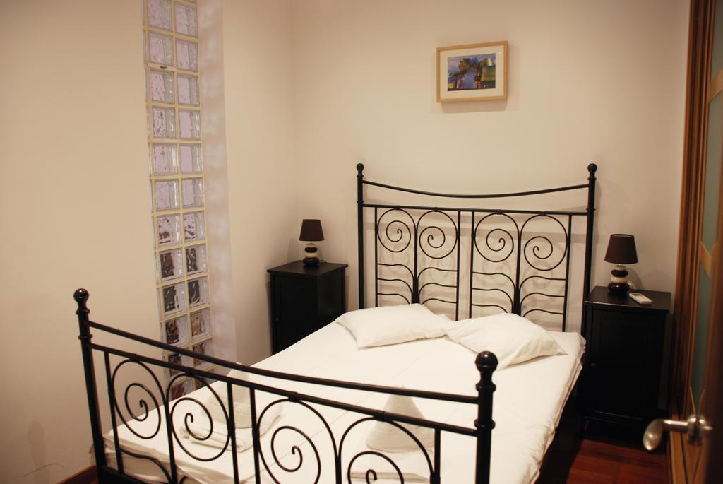 Apartment Prado Madrid I Exteriör bild